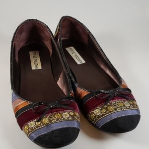 Steve Madden "Bees" Flats Womens Shoes